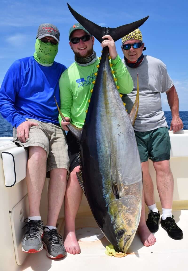 img-March 2017 Photos and Report – Sport Fish Panama Island Lodge – BIG Tunas and Much More!