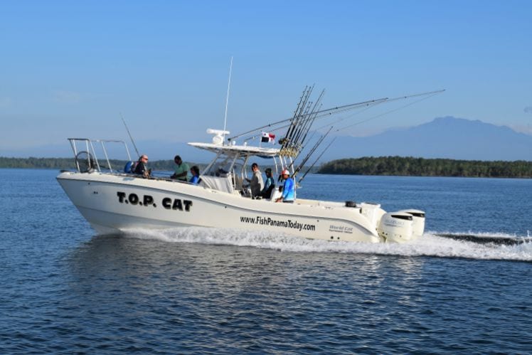 The T.O.P. CAT, 33' WORLD CAT TE, leaving Sport Fish Panama Island Lodge